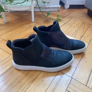 Timberland Sneakers Size 7- Lightly Used!